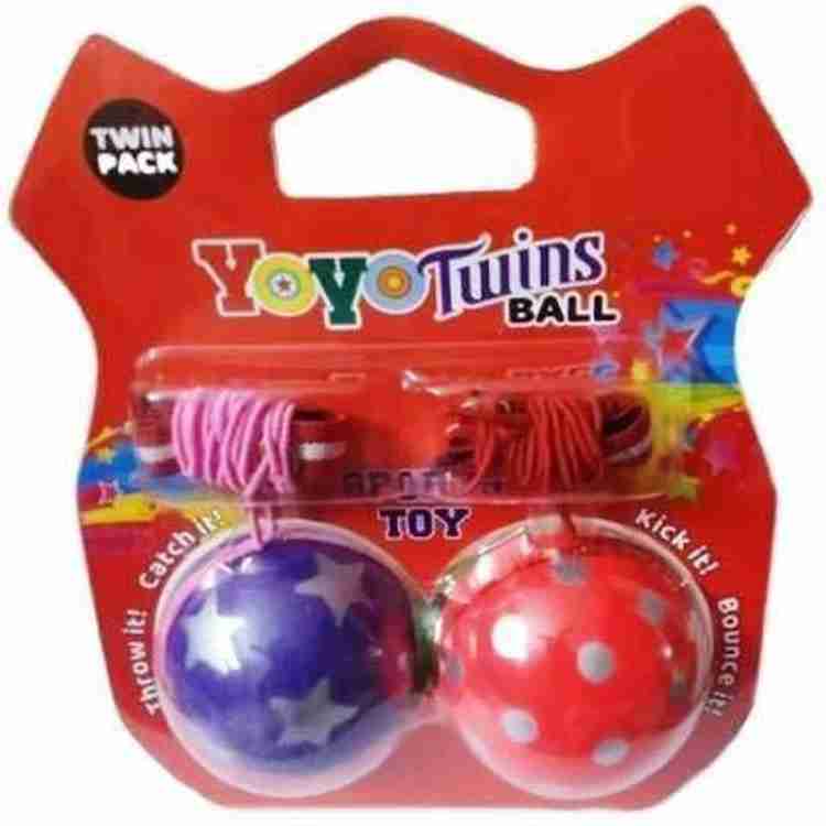Yoyo twins top