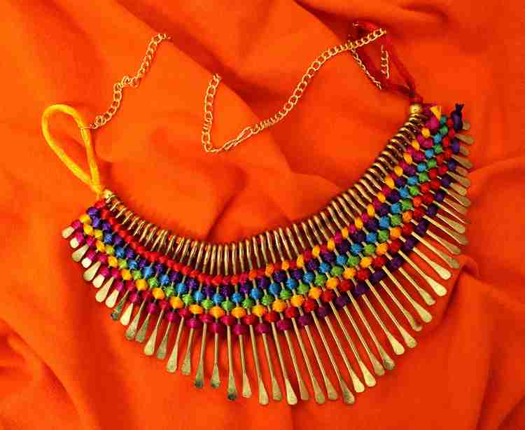 Multicolor silk thread necklace top