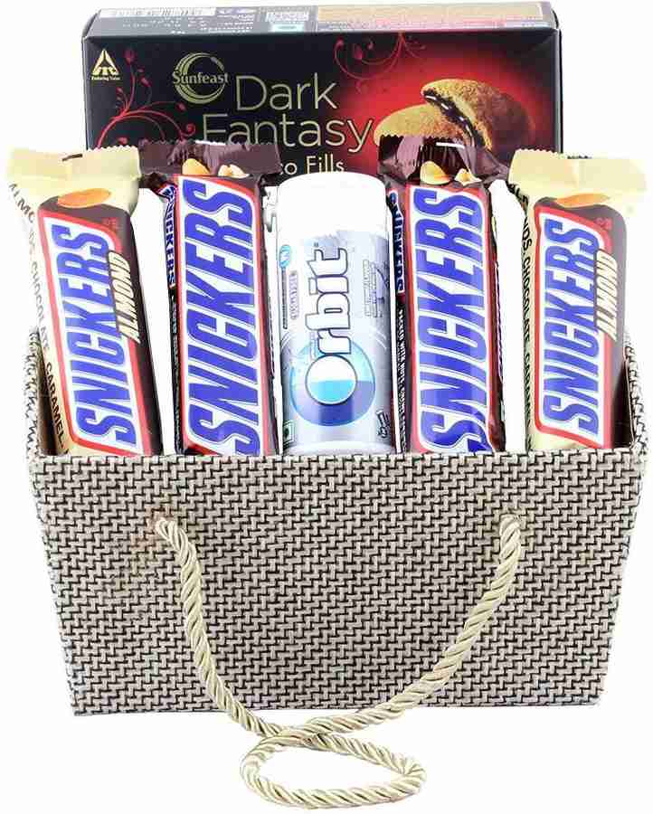 Snickers basket on sale