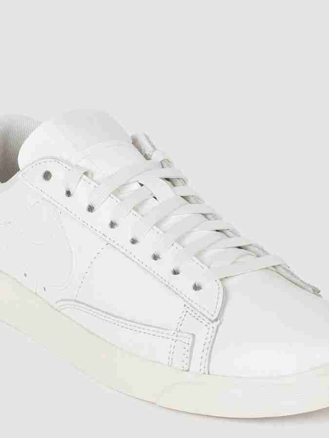 Nike women's store blazer low le