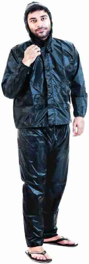 Top in store town raincoat