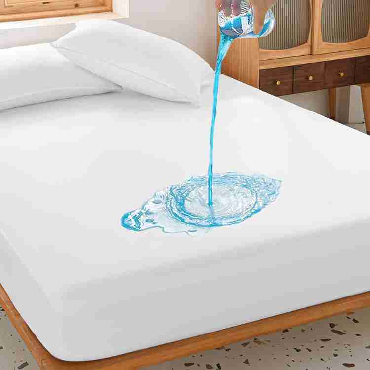 Oyo baby waterproof mattress protector top