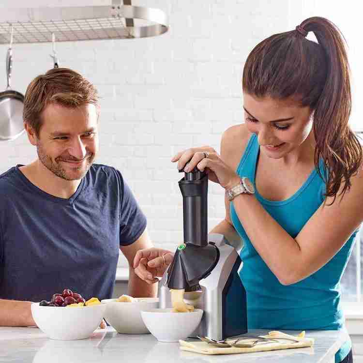 Frozen fruit yogurt maker top