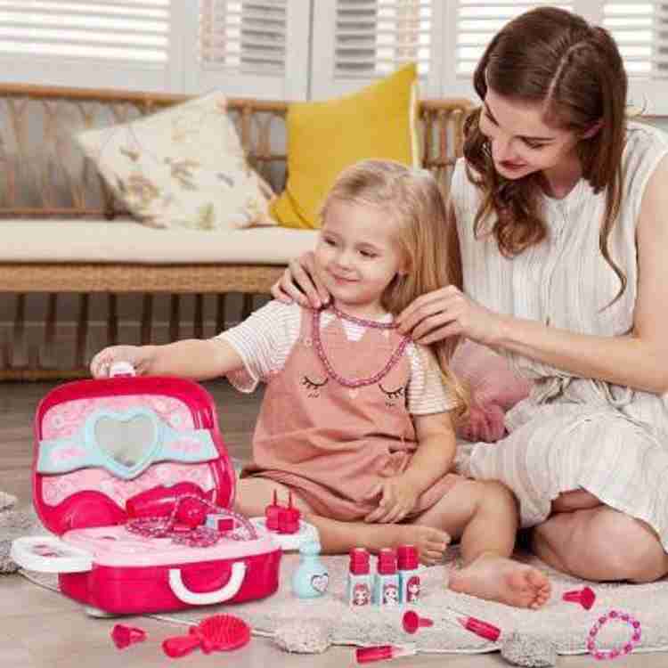Playing shop makeup set