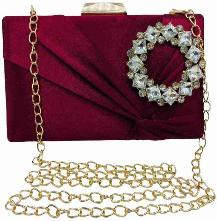 Hand clutch shop on flipkart