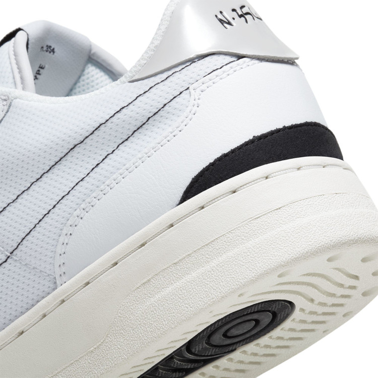 NIKE Squash-Type Sneakers For Men - Buy NIKE Squash-Type Sneakers For Men  Online at Best Price - Shop Online for Footwears in India | Flipkart.com