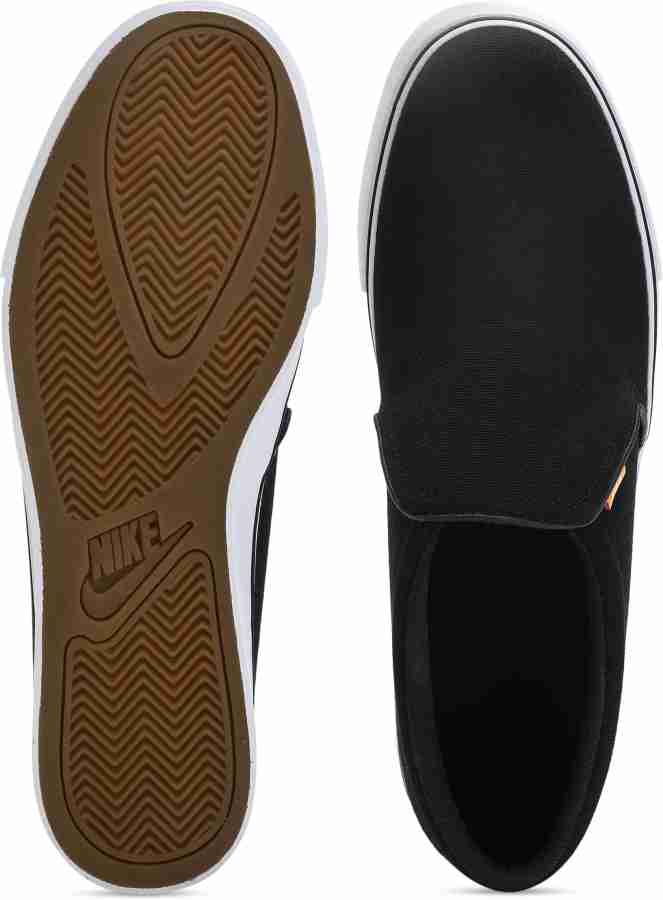 Nike court best sale royale slip on