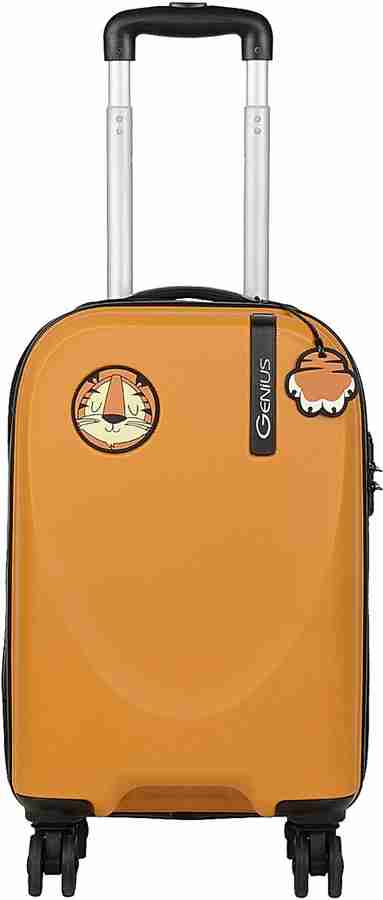It luggage oasis 31.3 upright spinner best sale