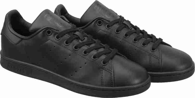 Mens black top stan smith