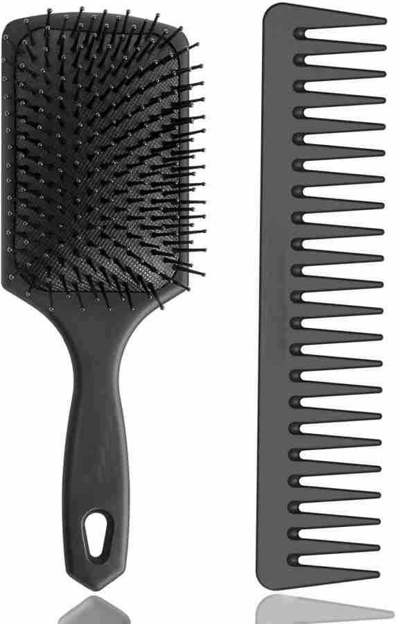 Brush comb store