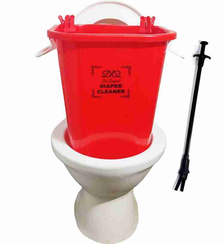 Diaper cleaner outlet