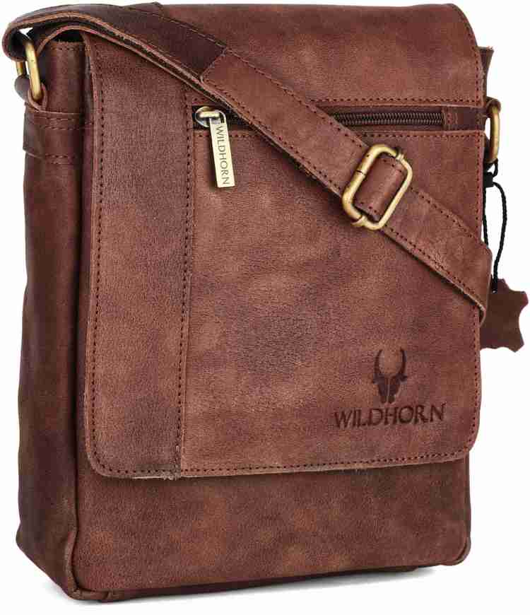 Wildhorn leather messenger bag outlet