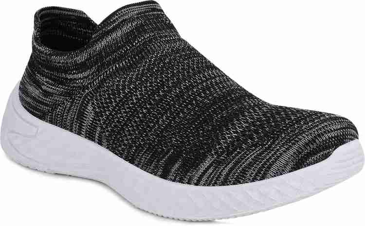 Sneakers shoes discount without less