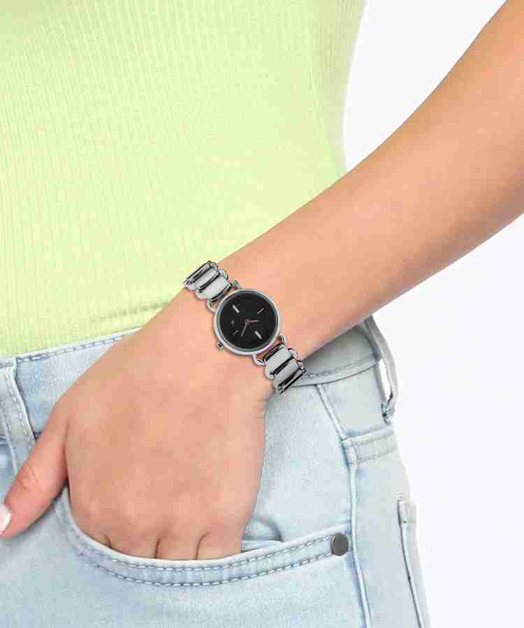 Fastrack Girls Analog Watch For Women Buy Fastrack Girls Analog Watch For Women 6117SM01 Online at Best Prices in India Flipkart