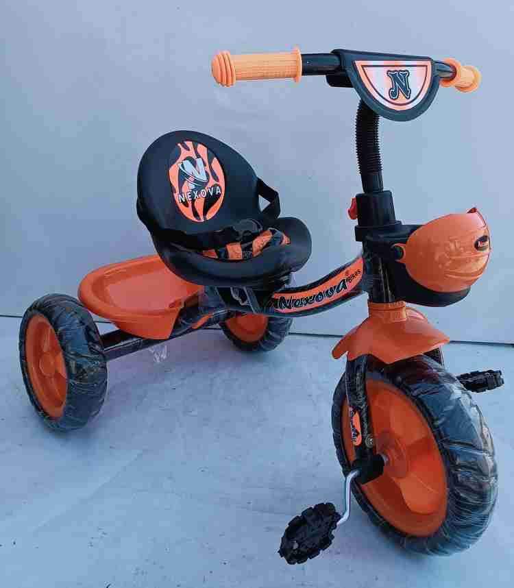 DUGGI MUGGI Tricycle With Cushion Seat Rubber Wheels Storage