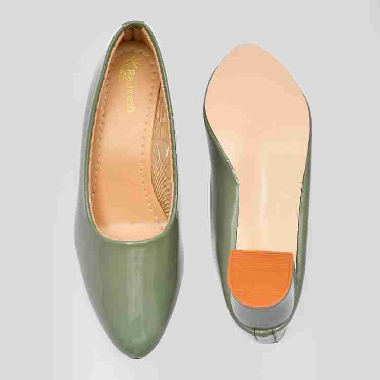 Olive green clearance flat shoes