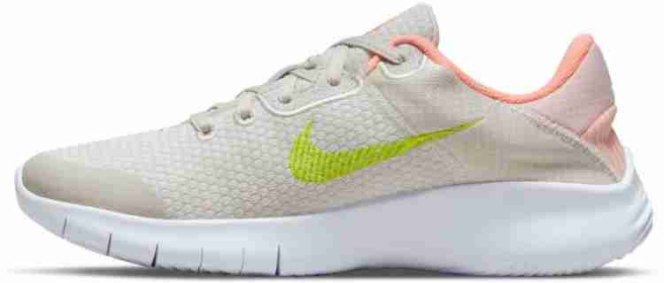 Nike flex experience hot sale 8 women's review