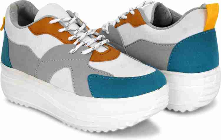 3 inch heel store sneakers