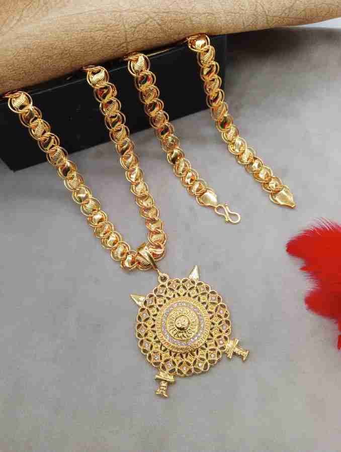 Gold chain store with big locket