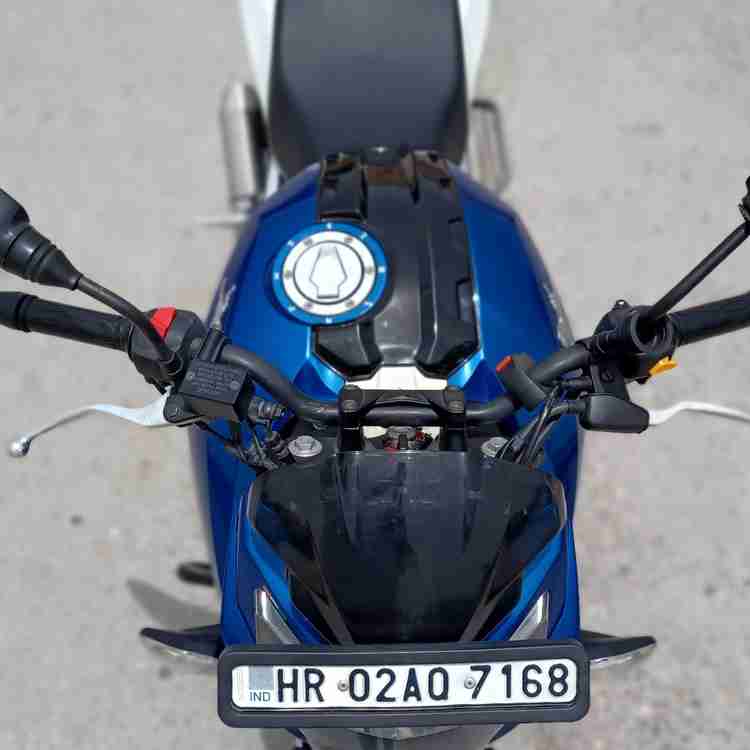 Saiga Parts Tank Tie for Apache RTR 4V Gloss Black Strap TVS