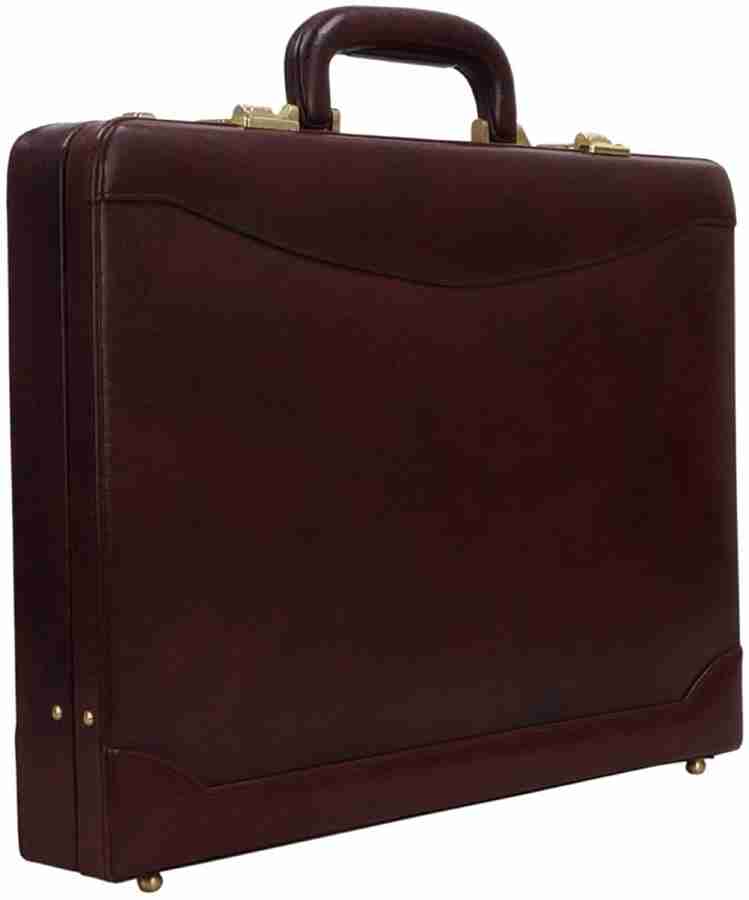 Sleek briefcase shop