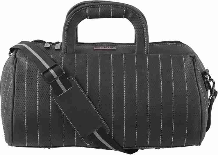 carlton london duffle bag