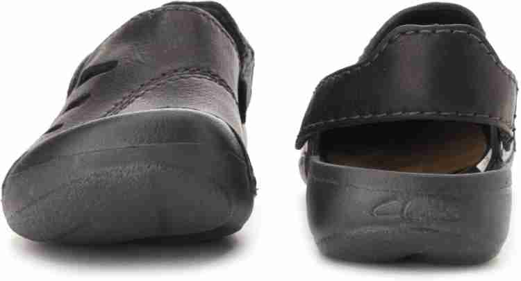CLARKS Wild Vibe Men Sports Sandals Buy Black Leather Color CLARKS Wild Vibe Men Sports Sandals Online at Best Price Shop Online for Footwears in India Flipkart