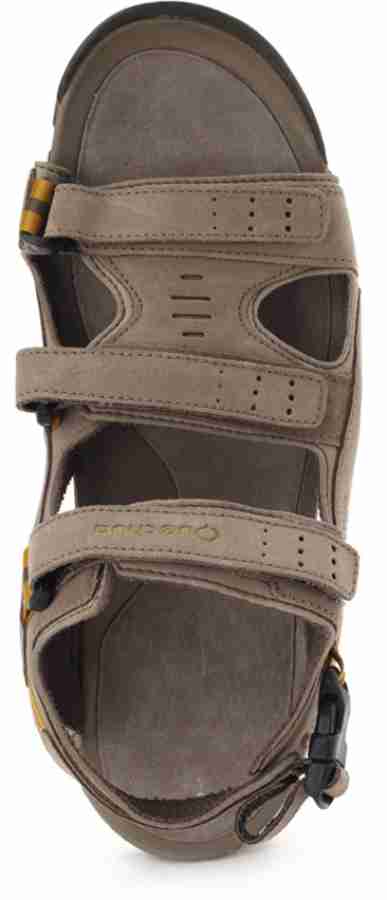 Quechua sandals online flipkart