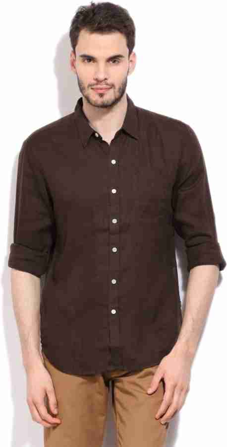 Levis store brown shirt