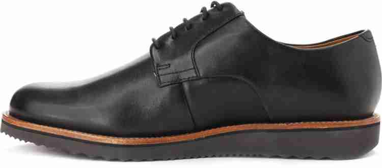 clarks freely turn