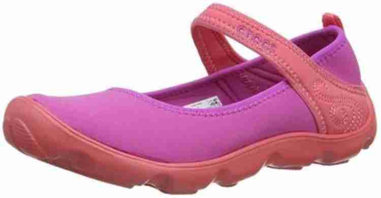 Crocs 15352 store