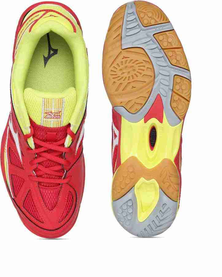 Mizuno badminton shoes sale snapdeal