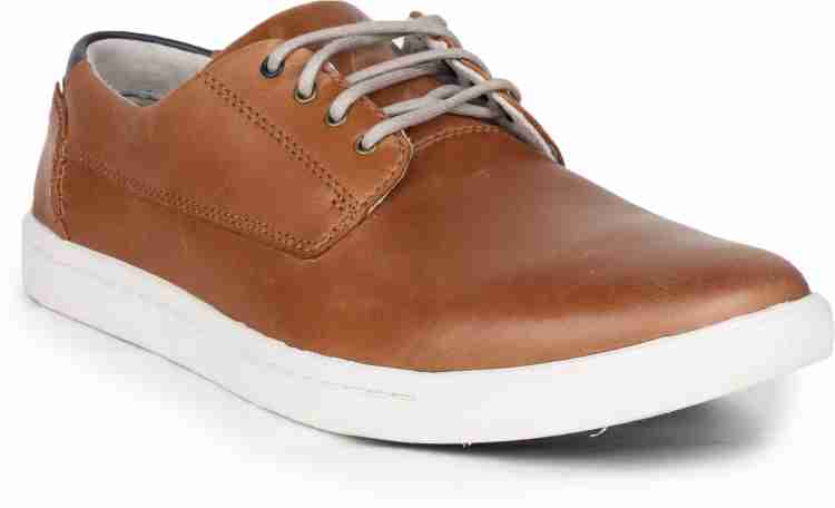 Clarks casual deals leather shoes