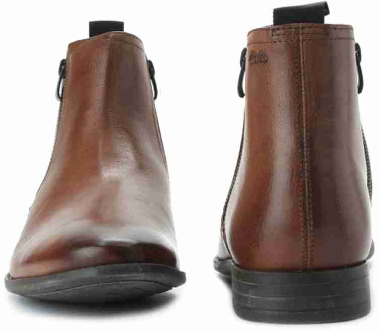 Clarks zip deals up boots mens