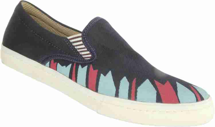 Bluebox shoes store