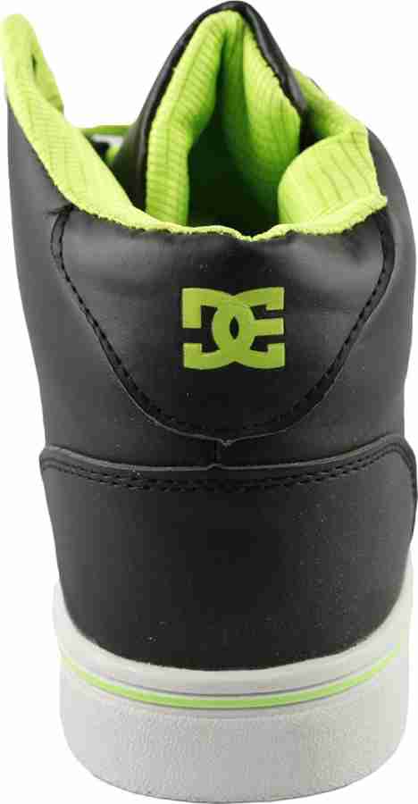 Dc best sale shoes flipkart