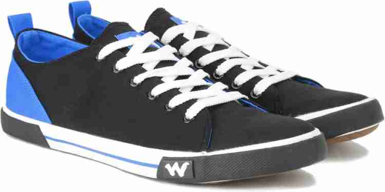 Wildcraft canvas shoes sale