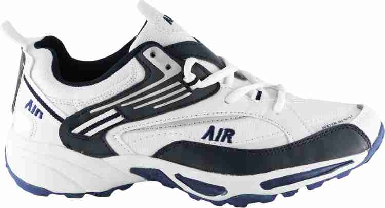 Air clearance cricket shoes