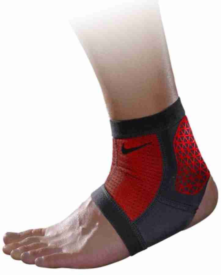 NIKE Pro Combat Hyperstrong Ankle Support - Buy NIKE Pro Combat