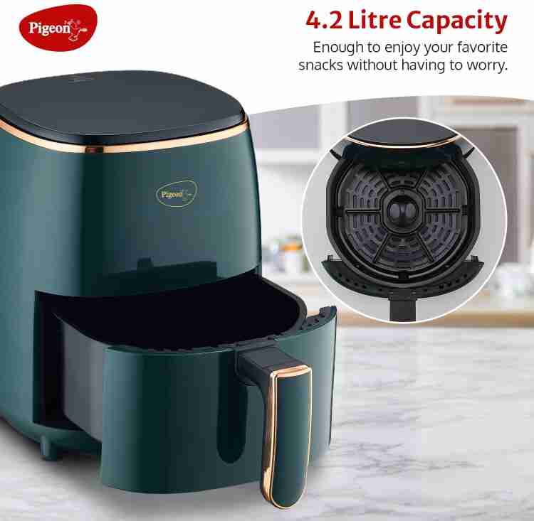 Pigeon air outlet fryer