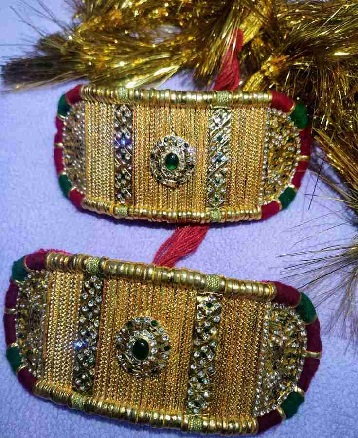 YUVIKA COLLECTION BAJUBAND ARMLET SET FOR WOMEN Brooch Price in India Buy YUVIKA COLLECTION BAJUBAND ARMLET SET FOR WOMEN Brooch online at Flipkart