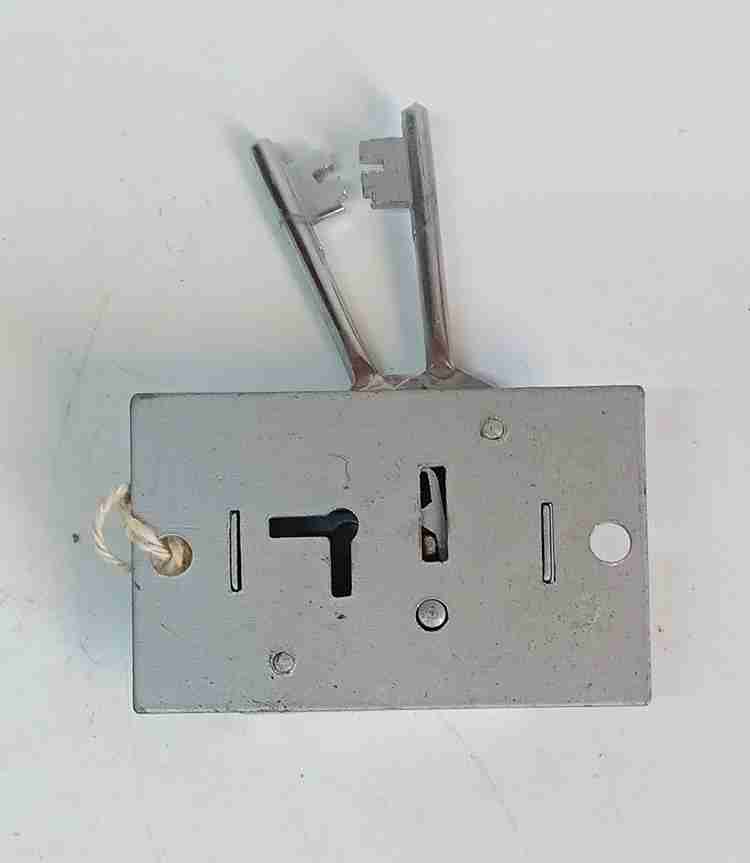 Almirah outlet locker price