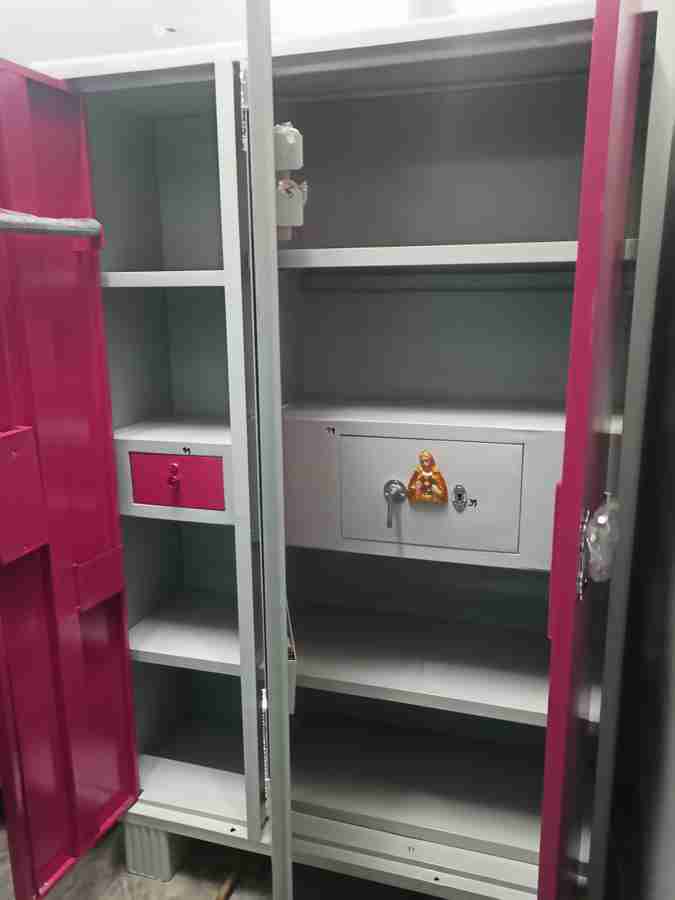 Raju steel on sale almirah works