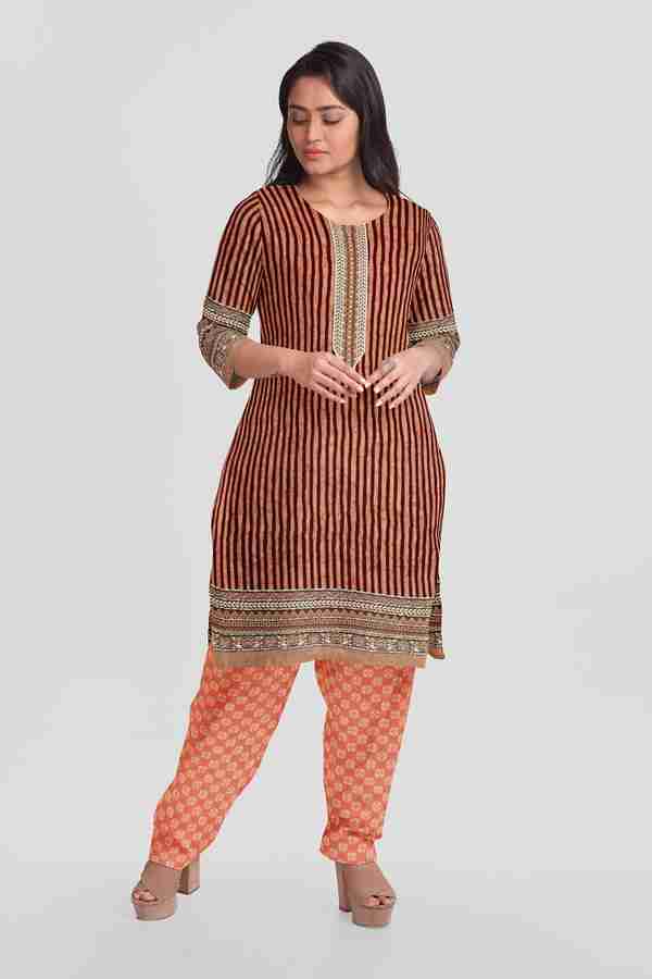HK HASTKALA CREATIONS Cotton Blend Printed Salwar Suit Material Price in India Buy HK HASTKALA CREATIONS Cotton Blend Printed Salwar Suit Material online at Flipkart