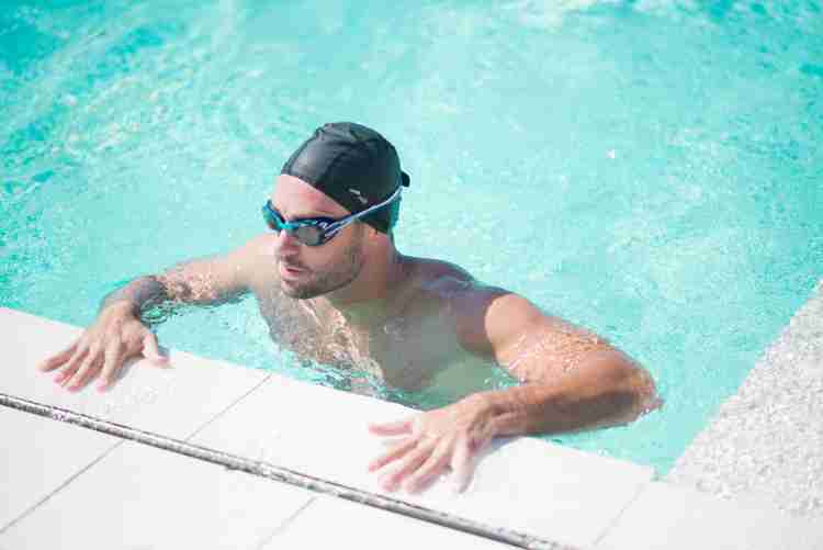 Swimming goggles sizes outlet