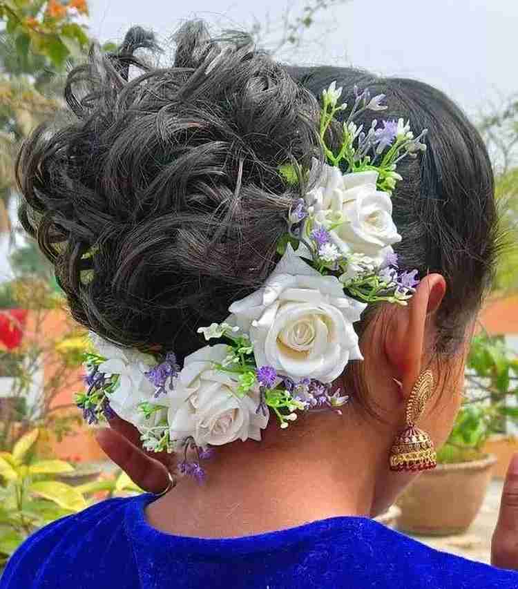 Priyaasi White Rose Gajra Hair Accessories Artificial Veni Flower Brooch Braid Extension Price in India Buy Priyaasi White Rose Gajra Hair Accessories Artificial Veni Flower Brooch Braid Extension onl...