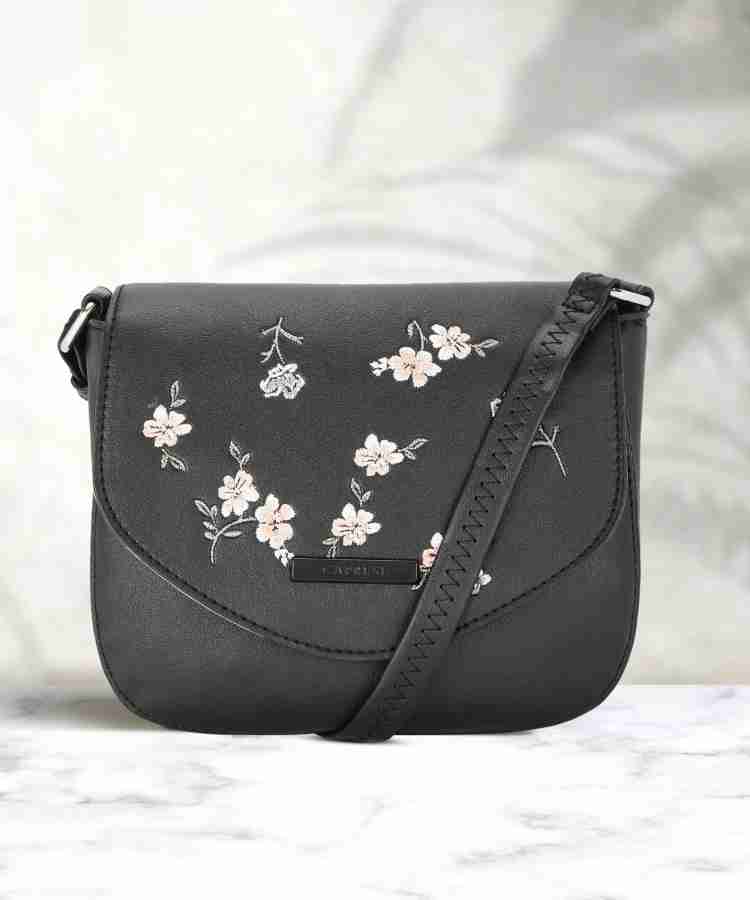 Flipkart sling bags below 200 on sale