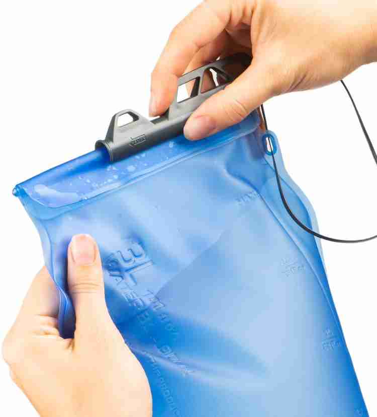 Decathlon water pouch top