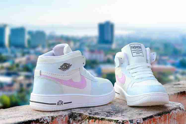 Under Sunlight Colour Changing Lace Sneakers For Boys White