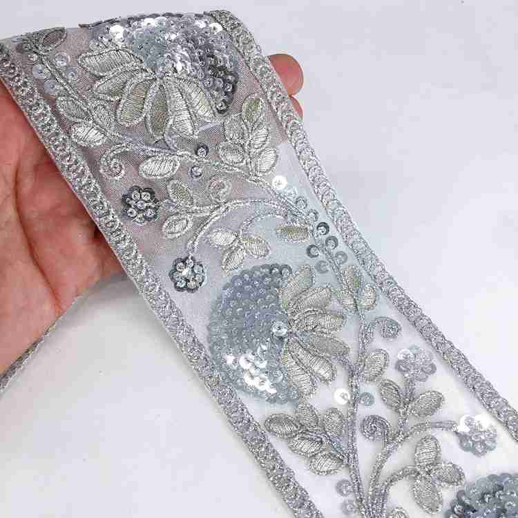 Silver lace store trim